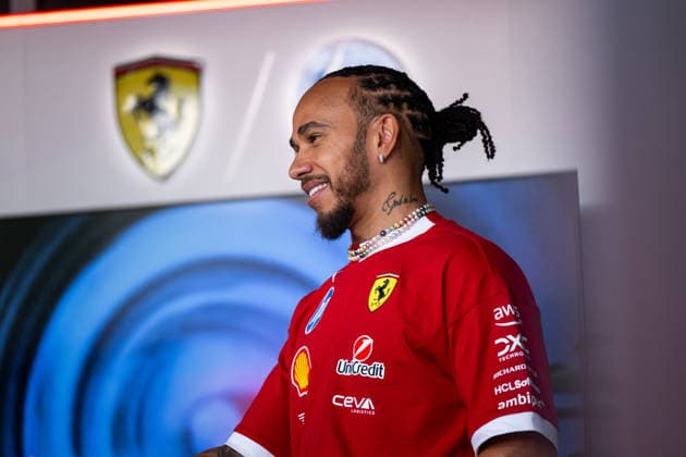 Lewis Hamilton (Scuderia Ferrari HP, Großbritannien, 44), UAE, Formel 1 Weltmeisterschaft, Abu Dhabi Grand Prix, Yas Marina Circuit, Media Day, 04.12.2025 UAE, Formel 1 Weltmeisterschaft, Abu Dhabi Grand Prix, Yas Marina Circuit, Media Day, 04.12.2025 Yas Marina Island Copyright: xEibner-Pressefoto Memmlerx EP_MMR