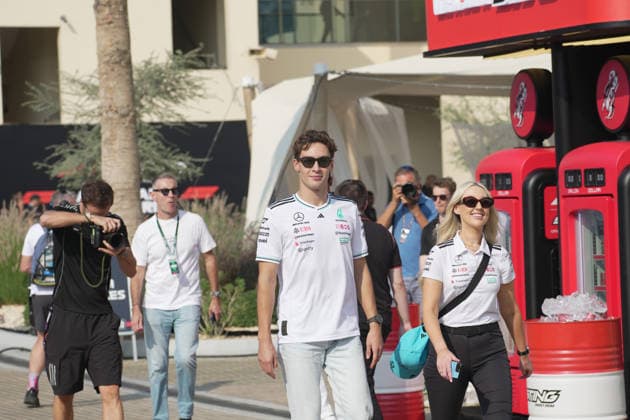 Formula 1 Etihad Airways Abu Dhabi Grand Prix 2025 04.12.2025, Yas Marina Circuit, Abu Dhabi, Formula 1 Etihad Airways Abu Dhabi Grand Prix 2025 , im Bild George Russell (GBR), Mercedes-AMG Petronas Formula One Team