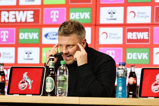 1. FC Köln 1. FC Köln, Pressekonferenz zum Heimspiel gegen St. Pauli, Lukas Kwasniok (1. FC Köln). 04.12.2025, Bild: