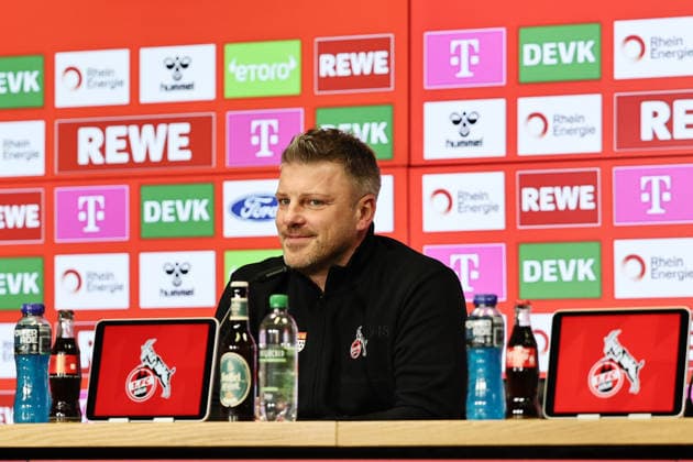 1. FC Köln 1. FC Köln, Pressekonferenz zum Heimspiel gegen St. Pauli, Lukas Kwasniok (1. FC Köln). 04.12.2025, Bild: