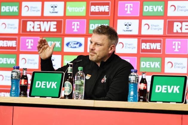 1. FC Köln 1. FC Köln, Pressekonferenz zum Heimspiel gegen St. Pauli, Lukas Kwasniok (1. FC Köln). 04.12.2025, Bild: