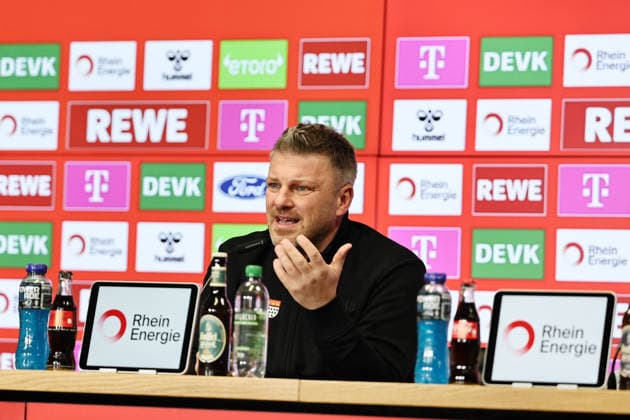 1. FC Köln 1. FC Köln, Pressekonferenz zum Heimspiel gegen St. Pauli, Lukas Kwasniok (1. FC Köln). 04.12.2025, Bild: