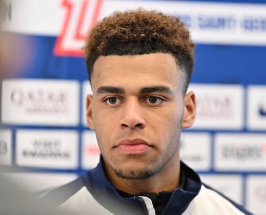 Paris Saint-Germain media day at the PSG Campus POISSY, FRANCE - DECEMBER 04: Desire Doue, player of Paris Saint-Germain speaks to press during a media day at the PSG Campus in Poissy, west of Paris, France on December 04, 2025. Mustafa Yalcin Anadolu Poissy France. Editorial use only. Please get in touch for any other usage.  Copyright: x2025xAnadoluxMustafaxYalcinx
