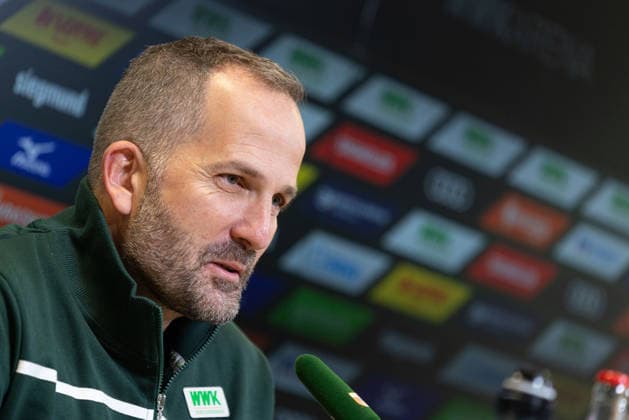 Manuel Baum (Interims-Trainer FC Augsburg), Pressekonferenz vor dem Spiel gegen Bayer Leverkusen;