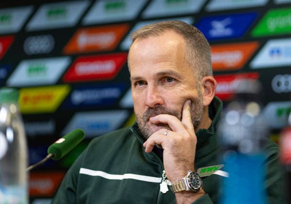 Manuel Baum (Interims-Trainer FC Augsburg), Pressekonferenz vor dem Spiel gegen Bayer Leverkusen;