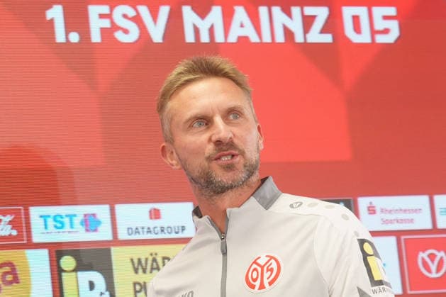 BENJAMIN HOFFMANN PRESSEKONFERENZ 1. FSV MAINZ 05 MAINZ