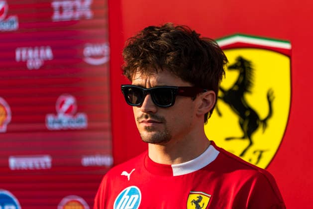Formula 1 Etihad Airways Abu Dhabi Grand Prix 2025 Alexis Perrin OVERTAKE MAXPPP - Abu Dhabi 04 12 2025 16 LECLERC Charles (mon), Scuderia Ferrari HP, portrait at the Formula 1 Etihad Airways Abu Dhabi Grand Prix 2025, the 24th round of the 2025 FIA Formula 1 World Championship, WM, Weltmeisterschaft at Yas Marina Circuit in Abu Dhabi, United Arab Emirates, from 4 to 7 December 2025 Abu Dhabi Yas Marina Circuit United Arab Emirates  Copyright: xOVERTAKE MAXPPPxAlexisxPerrinx OVT202512042096 OVT202512042096