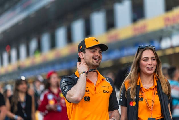 Formula 1 Etihad Airways Abu Dhabi Grand Prix 2025 Alexis Perrin OVERTAKE MAXPPP - Abu Dhabi 04 12 2025 89 O’WARD Pato (mex), McLaren F1 Team, portrait at the Formula 1 Etihad Airways Abu Dhabi Grand Prix 2025, the 24th round of the 2025 FIA Formula 1 World Championship, WM, Weltmeisterschaft at Yas Marina Circuit in Abu Dhabi, United Arab Emirates, from 4 to 7 December 2025 Abu Dhabi Yas Marina Circuit United Arab Emirates  Copyright: xOVERTAKE MAXPPPxAlexisxPerrinx OVT202512042106 OVT202512042106