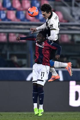 Db Bologna 04 12 2025 - Coppa Italia Bologna-Parma foto Daniele Buffa Image nella foto: Jonathan David Rowe-Nicolas Trabucchi 