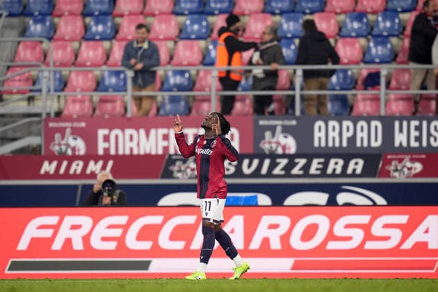 Bologna s Jonathan Rowe celebrates after scoring the 1-1 goal for his team during the round of 16 Frecciarossa Italian Cup 2025 2026 soccer match between Bologna and Parma at Renato DallÕAra Stadium in Bologna, North Italy, Thursday, December 4, 2025. Soccer  Copyright: xMassimoxPaolone LaPressex