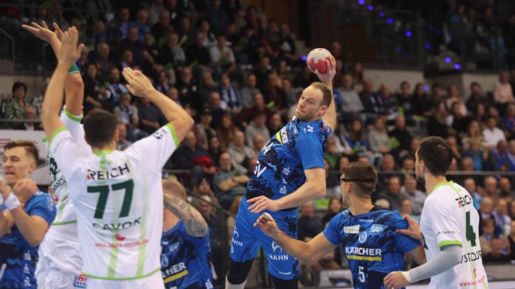 Stuttgart , Handball Daikin HBL Bundesliga TVB Stuttgart vs. HSG Wetzlar , Lenny Rubin ( TVB )