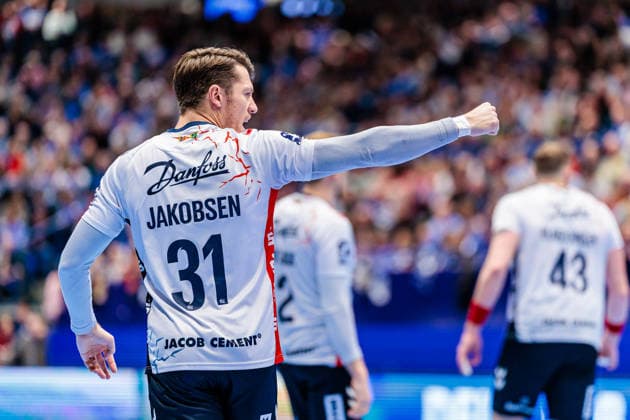 Emil Jakobsen (SG Flensburg-Handewitt, 31) jubelt freut sich GER, TBV Lemgo Lippe vs. SG Flensburg-Handewitt, Handball, 1. Bundesliga, 15. Spieltag, Spielzeit 2025 2026, 04.12.2025 GER, TBV Lemgo Lippe vs. SG Flensburg-Handewitt, Handball, 1. Bundesliga, 15. Spieltag, Spielzeit 2025 2026, 04.12.2025 Lemgo Copyright: xEibner-Pressefoto JanxRollingerx EP_JSK