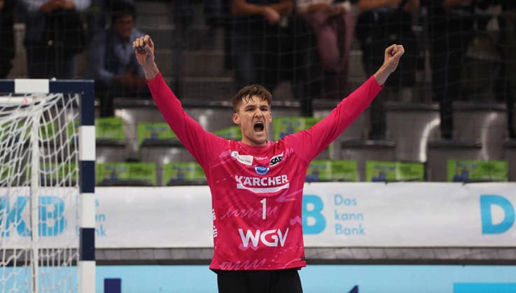 Stuttgart , Handball Daikin HBL Bundesliga TVB Stuttgart vs. HSG Wetzlar , Mateusz Kornecki ( TVB )