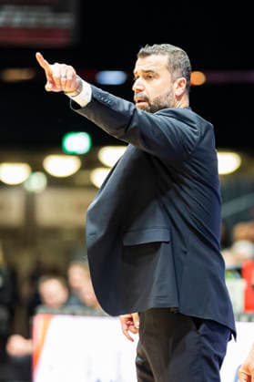 04.12.2025, xomx, Basketball EuroCup, Niners Chemnitz - Turk Telekom v.l. ERDEM CAN (Turk Telekom Ankara Head Coach). Portrait, Portraet, Chemnitz