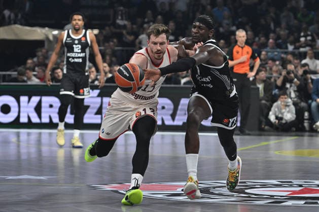 PARTIZAN vs BAYERN MUNCHEN ANDREAS OBST vs ISAAC BONGA Ajzak Bonga basketball Partizan vs Bayern Munchen Euroleague, Beogradska arena, Belgrade 04.12.2025 Foto: BASKETBALL, EUROLEAGUE, PARTIZAN, BAYERN MUNCHEN Belgrade Belgrade arena Serbia Copyright: xMarkoxMetlas xMNxPressx