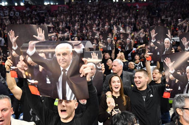 PARTIZAN vs BAYERN MUNCHEN SUPPORTERS basketball Partizan vs Bayern Munchen Euroleague, Beogradska arena, Belgrade 04.12.2025 Foto: BASKETBALL, EUROLEAGUE, PARTIZAN, BAYERN MUNCHEN Belgrade Belgrade arena Serbia Copyright: xMarkoxMetlas xMNxPressx