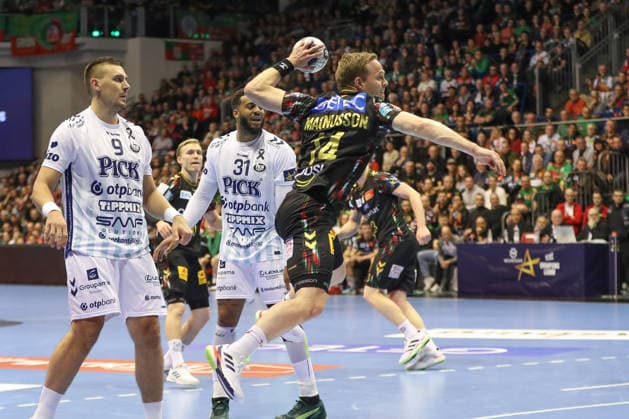 04.12.2025, xgox, Handball - EHF Champions League SC Magdeburg - Pick Szeged v.l. Omar Ingi Magnusson (Magdeburg, 14) wirft Tor, Torschuetze, erzielt Tor, Treffer, scores the goal Magdeburg