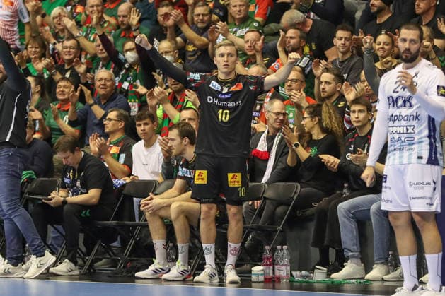 04.12.2025, xgox, Handball - EHF Champions League SC Magdeburg - Pick Szeged v.l. Gisli Thorgeir Kristjansson (Magdeburg, 10) jubel, Torjubel, jubelt ueber das Tor, celebrate the goal, celebration Magdeburg