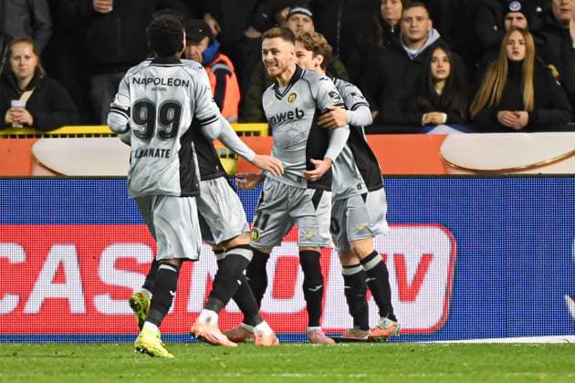 Anderlecht s Thorgan Hazard celebrates after scoring during a soccer game between KRC Genk and RSC Anderlecht, in the 1 8 final of the Croky Cup Belgian cup, Thursday 04 December 2025 in Genk. JILLxDELSAUX  x146543207x