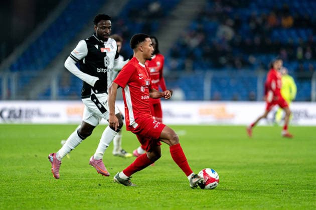 Check Adam Ouattara (72 FC Grand-Saconnex), right, and Philip Otele (7 FC Basel 1893), left, in action during the Swiss Cup Round of 16 match between FC Grand-Saconnex and FC Basel 1893 at St. Jakob-Park, Basel, Switzerland. Copyright: xPriscilaxBütlerx xSPPx Sportspressphoto_SPR69832