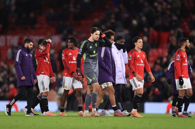 Football - Premier League - Manchester United, ManU v West Ham United 4th December 2025 - Premier League - Manchester United v West Ham United - Manchester United goalkeeper Senne Lammens - Photo: Simon Stacpoole Offside. Manchester UK Copyright: xSimonxStacpoolexOffside