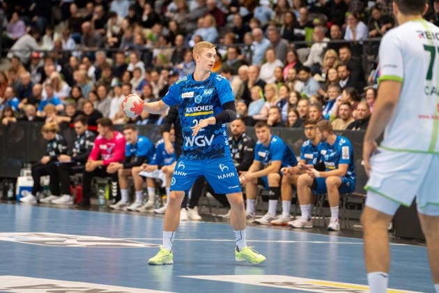 Handball I Herren I Saison 2025-2026 I Bundesliga I 11. Spieltag I TVB Stuttgart - HSG Wetzlar I 04.12.2025 Torben Matzken (22, TVB Stuttgart) Stuttgart Porsche Arena Baden-Württemberg Deutschland Copyright: xLobeca MaxxPetershansx