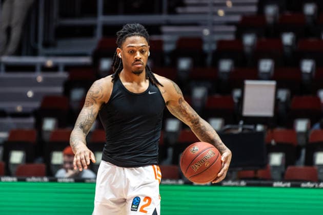 GER, BKT EuroCup, Saison 2025 2026, Niners Chemnitz - Turk Telekom Ankara. 04.12.2025, Messe, Chemnitz, GER, BKT EuroCup, Saison 2025 2026, Niners Chemnitz - Turk Telekom Ankara. Nike Sibande (Niners Chemnitz, 2) Foto Alexander Trienitz Chemnitz Messe Sachsen Deutschland