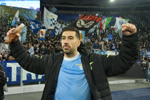 SS Lazio v AC Milan - Coppa Italia ROME, ITALY - DECEMBER 4 : Mattia Zaccagni of SS Lazio celebrate after winning the Coppa Italia match between SS Lazio and AC Milan at Olimpico Stadium on December 04, 2025 in Rome, Italy. Claudio Pasquazi Anadolu Rome Italy. Editorial use only. Please get in touch for any other usage.  Copyright: x2025xAnadoluxClaudioxPasquazix