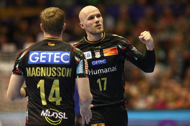 04.12.2025, xtgx, Handball, EHF Champions League, SC Magdeburg - Pick Szeged v.l. Tim Hornke (Magdeburg, 17) Jubel, Torjubel, jubelt ueber das Tor, celebrate the goal, celebration Magdeubrg