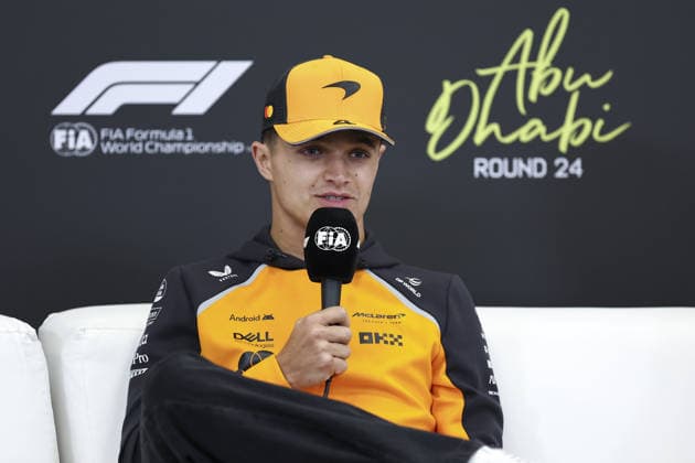 ABU DHABI, UNITED ARAB EMIRATES - DECEMBER 4: Lando Norris of Great Britain and McLaren F1 Team attends the press conferenceduring previews ahead of the F1 Grand Prix of Abu Dhabi at Yas Marina Circuit on December 4, 2025 in Abu Dhabi, United Arab Emirates. (Photo by Paddocker) Copyright: xQIANxJUNxMotorsportxMedia Paddocx Sportspressphoto_SPR70192