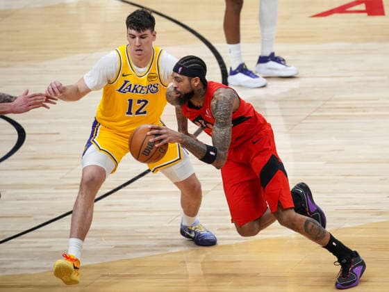 Los Angeles Lakers v Toronto Raptors - NBA, Basketball Herren, USA TORONTO, CANADA - DECEMBER 4 : Brandon Ingram (3) of Toronto Raptors in action against Jake LaRavia (12) of Los Angeles Lakers during the NBA basketball game between Los Angeles Lakers and Toronto Raptors at the Scotiabank Arena on December 4, 2025 in Toronto, Ontario, Canada. Mert Alper Dervis Anadolu Toronto Canada. Editorial use only. Please get in touch for any other usage.  Copyright: x2025xAnadoluxMertxAlperxDervisx