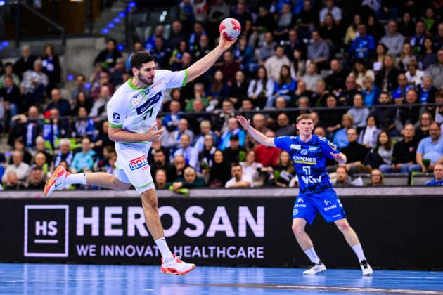 TVB Stuttgart - HSG Wetzlar Handball: 1. Bundesliga, Herren, Saison 2025 2026, TVB Stuttgart - HSG Wetzlar, Porsche Arena. Wetzlars Stefan Äaavor in Aktion. Stuttgart Porsche Arena Baden-Württemberg Deutschland