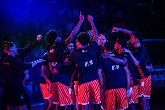 Thomas Klepeisz (ratiopharm ulm), Mohamed Diakite (ratiopharm ulm), Joel Cwik (ratiopharm ulm), Mark Smith (ratiopharm ulm), Christian Sengfelder (ratiopharm ulm), Justin Simon (ratiopharm ulm) und Alec Anigbata (ratiopharm ulm) gestures during the Basketball Eurocup match between ratiopharm ulm and Dolomiti Energia Trento at ratiopharm Arena on December 4, 2025 in Neu-Ulm, Germany. (Photo by Harry Langer DeFodi Images)