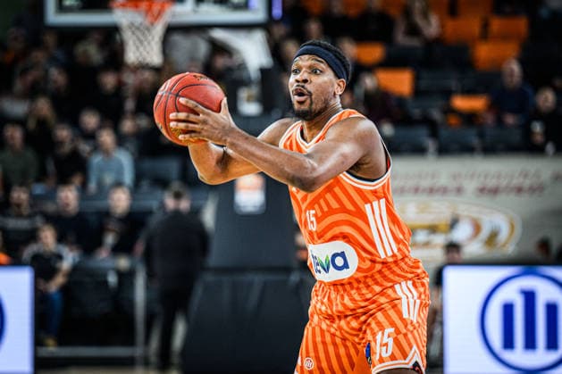 Justin Simon (ratiopharm ulm) controls the Ball during the Basketball Eurocup match between ratiopharm ulm and Dolomiti Energia Trento at ratiopharm Arena on December 4, 2025 in Neu-Ulm, Germany. (Photo by Harry Langer DeFodi Images)