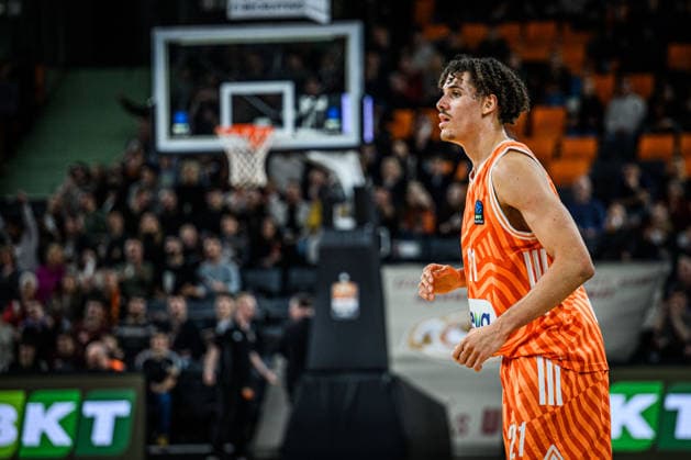 Alec Anigbata (ratiopharm ulm) Looks on during the Basketball Eurocup match between ratiopharm ulm and Dolomiti Energia Trento at ratiopharm Arena on December 4, 2025 in Neu-Ulm, Germany. (Photo by Harry Langer DeFodi Images)