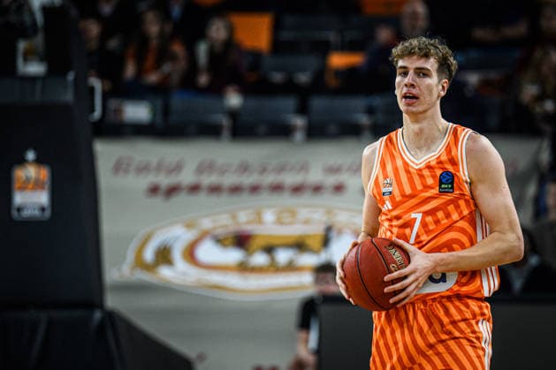 Tobias Jensen (ratiopharm ulm) controls the Ball during the Basketball Eurocup match between ratiopharm ulm and Dolomiti Energia Trento at ratiopharm Arena on December 4, 2025 in Neu-Ulm, Germany. (Photo by Harry Langer DeFodi Images)