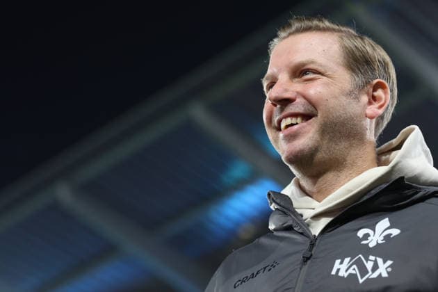03.12.2025, xrekx, Fussball DFB Pokal 1 8 Finale, SC Freiburg - SV Darmstadt 98 v.l. Florian Kohfeldt Trainer (SV Darmstadt 98) vor dem Spiel (Interview) (DFL DFB REGULATIONS PROHIBIT ANY USE OF PHOTOGRAPHS as IMAGE SEQUENCES and or QUASI-VIDEO) Freiburg *** 03 12 2025, xrekx, Soccer DFB Pokal 1 8 Final, SC Freiburg SV Darmstadt 98 v l Florian Kohfeldt Coach SV Darmstadt 98 before the match Interview DFL DFB REGULATIONS PROHIBIT ANY USE OF PHOTOGRAPHS as IMAGE SEQUENCES and or QUASI VIDEO Freiburg