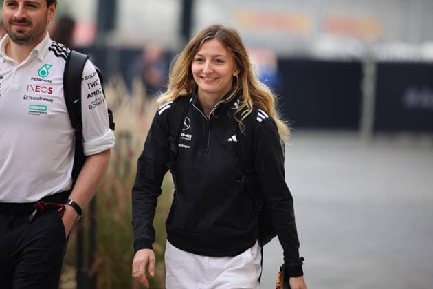 Doriane Pin (Mercedes, F1 Academy Champion) , ARE, Formel 1 Weltmeisterschaft, Abu Dhabi Grand Prix, Yas Marina Circuit, Friday, 05.12.2025 ARE, Formel 1 Weltmeisterschaft, Abu Dhabi Grand Prix, Vereinigte Arabische Emirate, Yas Marina Circuit, 05.12.2025 Abu Dhabi Copyright: xEibner-Pressefoto AnnikaxGrafx EP_AGF