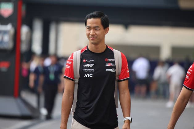Ryo Hirakawa (Moneygram Haas F1 Team, Reservefahrer) , ARE, Formel 1 Weltmeisterschaft, Abu Dhabi Grand Prix, Yas Marina Circuit, Friday, 05.12.2025 ARE, Formel 1 Weltmeisterschaft, Abu Dhabi Grand Prix, Vereinigte Arabische Emirate, Yas Marina Circuit, 05.12.2025 Abu Dhabi Copyright: xEibner-Pressefoto AnnikaxGrafx EP_AGF