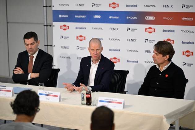 PC announcing Alpecin - Premier Tech - 05 12 2025 ANTWERPEN, BELGIUM - DECEMBER 05 : Roodhooft Christoph (BEL) Sports Director of Alpecin-Deceuninck, Roodhooft Philip (BEL) General manager of Alpecin-Deceuninck and Belanger Jean, President of Premier Tech talking to the press during a press conference, PK, Pressekonferenz announcing Premier Tech as new partner and transfer news in the Crelan - headquarters Antwerpen on December 05, 2025 in Antwerpen, Belgium, 05 12 2025 Antwerpen Belgium  Copyright: xNicoxVereeckenx