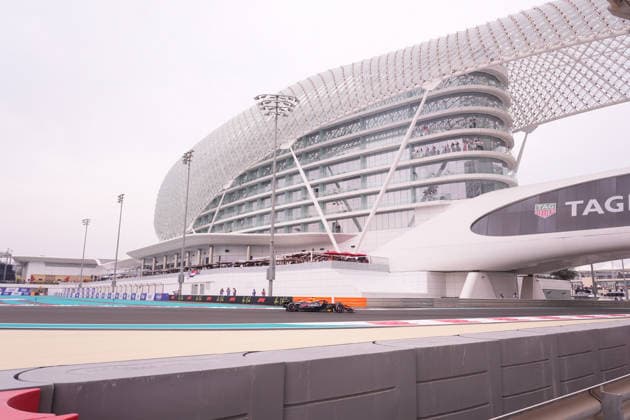 05.12.2025, Yas Marina Circuit, Abu Dhabi, Formula 1 Etihad Airways Abu Dhabi Grand Prix 2025 , im Bild Arvid Lindblad (GBR), Oracle Red Bull Racing (Photo by Hasan Bratic DeFodi Images)