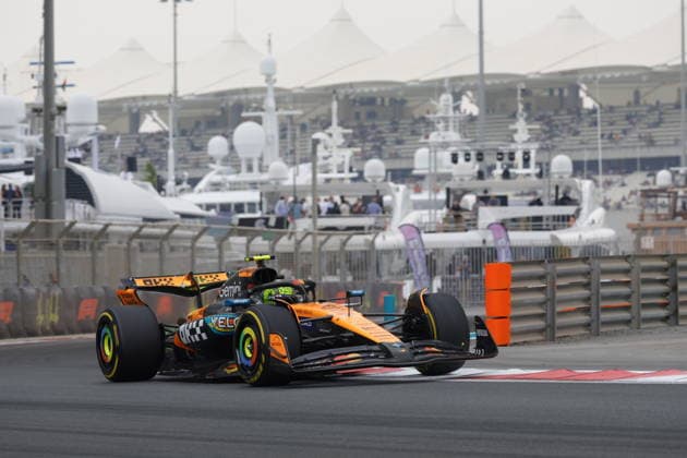 F1 - ABU DHABI GRAND PRIX 2025 04 NORRIS Lando (gbr), McLaren F1 Team MCL39, action during the 2025 Formula 1 Abu Dhabi Grand Prix, 24th round of the 2025 FIA Formula One World Championship, WM, Weltmeisterschaft from December 05 to 07, 2025 on the Yas Marina Circuit, in Abu Dhabi, United Arab Emirates - Abu DhabiUnited Arab Emirates  Copyright: xDPPIx