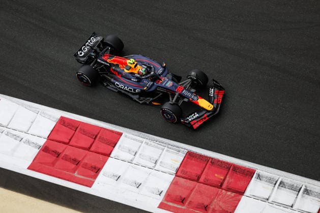 F1 - ABU DHABI GRAND PRIX 2025 LINDBLAD Arvid (gbr), Red Bull Racing RB21, action during the 2025 Formula 1 Abu Dhabi Grand Prix, 24th round of the 2025 FIA Formula One World Championship, WM, Weltmeisterschaft from December 05 to 07, 2025 on the Yas Marina Circuit, in Abu Dhabi, United Arab Emirates - Abu DhabiUnited Arab Emirates  Copyright: xFLORENTxGOODENx
