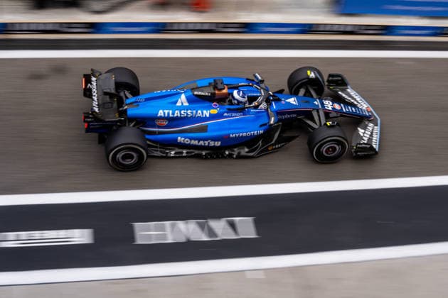 F1 Abu Dhabi Grand Prix - Practice Day Luke Browning (GBR) of Williams Racing on Friday during the Formula 1 Etihad Airways Abu Dhabi Grand Prix 2025 at the Yas Marina Circuit on December 5, 2025 in Abu Dhabi, UAE. Photo by Antoine Lapeyre ABACAPRESS.COM Abu Dhabi United Arab Emirates  Copyright: xLapeyrexAntoine ABACAx