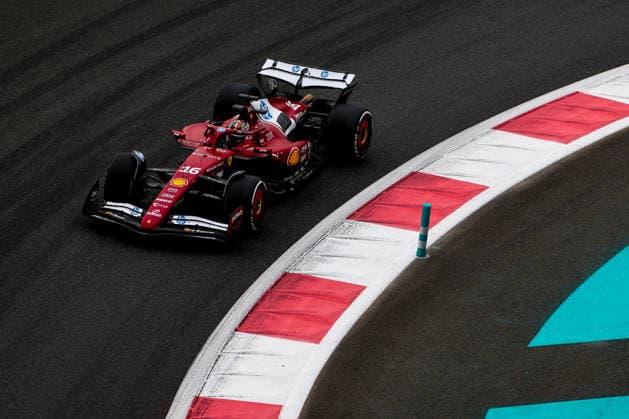 Charles Leclerc of Monaco and Ferrari , Practice, F1 Grand Prix of Abu Dhabi, am 05. December 2025 in , . (Foto von Diogo Cardoso DeFodi Images) Charles Leclerc of Monaco and Ferrari , Practice, F1 Grand Prix of Abu Dhabi, on December 5, 2025 in , . (Photo by Diogo Cardoso DeFodi Images)