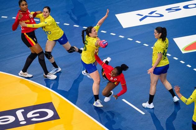 DORTMUND, GERMANY - 5 DECEMBER, 2025: Paulo Helena Gilda Simao - Women s Handball World Championship, WM, Weltmeisterschaft 2025 Angola vs Brazil at Westfallenhalle.  Copyright: xVitaliixKliuievx
