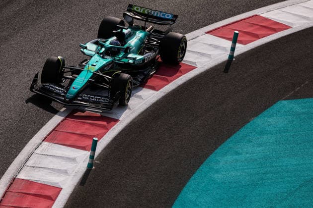 Jak Crawford of United States and Aston Martin , Practice, F1 Grand Prix of Abu Dhabi, am 05. December 2025 in , . (Foto von Diogo Cardoso DeFodi Images) Jak Crawford of United States and Aston Martin , Practice, F1 Grand Prix of Abu Dhabi, on December 5, 2025 in , . (Photo by Diogo Cardoso DeFodi Images)