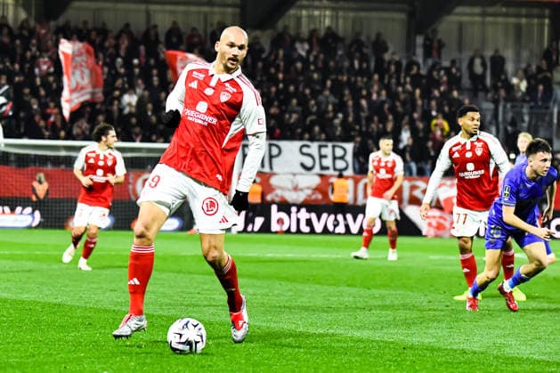 FOOTBALL : Stade Brestois 29 vs AS Monaco - Ligue 1 - JournÃ e 15 - 05 12 2025 Ludovic Ajorque (Stade Brestois) BrestFrance  Copyright: xBaptistexAutissierx