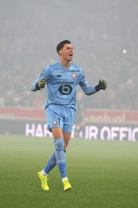 FOOTBALL : LOSC Lille vs Olympique de Marseille - Ligue 1 J15 - 05 12 2025 Joie de Berke ÖZER (LOSC Lille) apres le but de Ethan MBAPPE (LOSC Lille) lors du match LOSC Lille vs Olympique de Marseille, Ligue 1 J15, Decathlon Arena stade Pierre Mauroy, le 5 dÃ cembre 2025 - photo Laurent Sanson PsnewZ  Copyright: xLaurentxSANSONx xPsnewZx