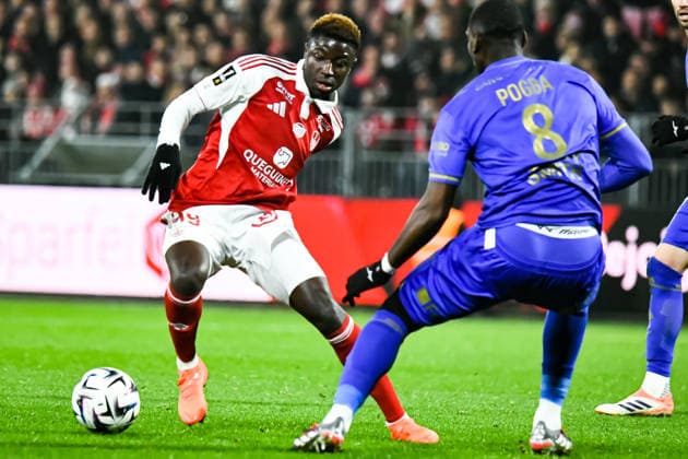 FOOTBALL : Stade Brestois 29 vs AS Monaco - Ligue 1 - JournÃ e 15 - 05 12 2025 Pathe Mboup (Stade Brestois) BrestFrance  Copyright: xBaptistexAutissierx